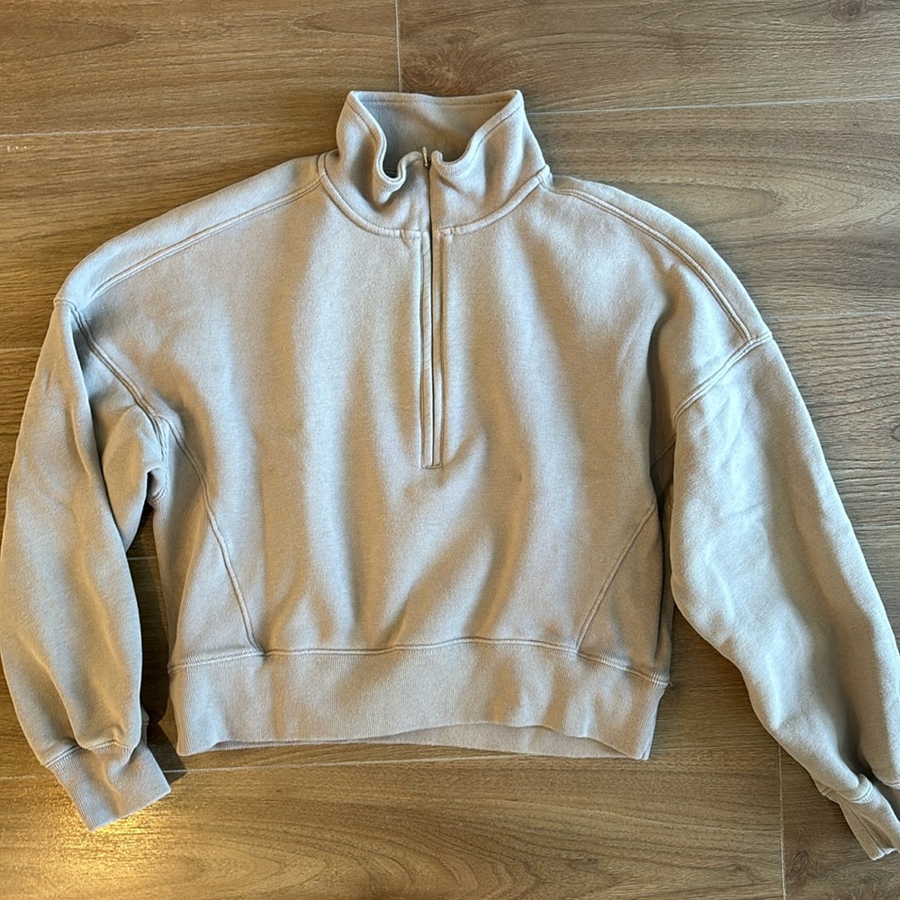 Abercrombie Cropped Quarter Zip Sweatshirt